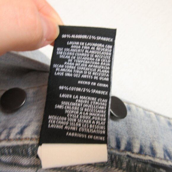 Kut from the Kloth Acid Wash Julia Cropped Jean Jacket Size S - Picture 6 of 13